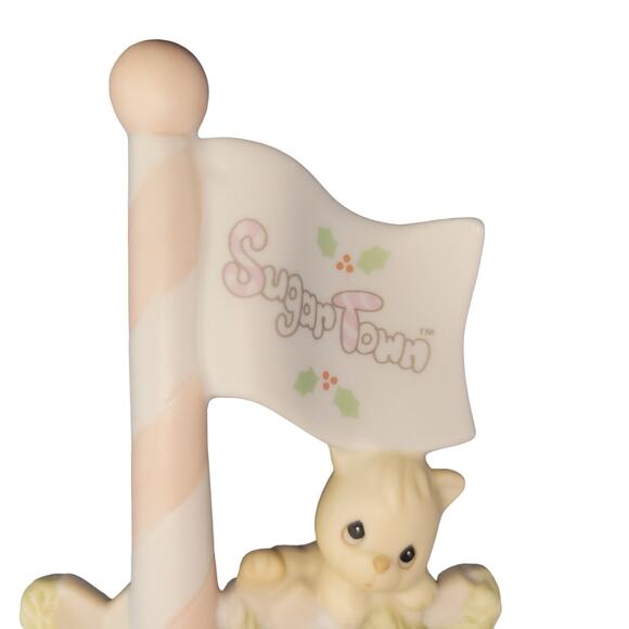 Precious Moments Sugar Town Flag Pole Figurine Enesco 184136 1996 - Picture 6 of 9